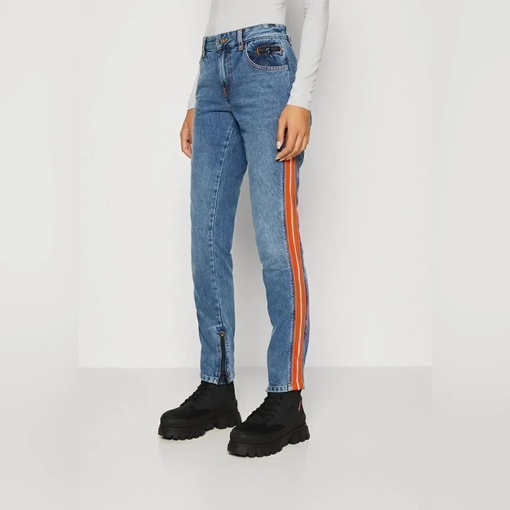 Diesel NWT D-VISION EMAT Straight Leg Denim Jeans Size 28 - Picture 3 of 11